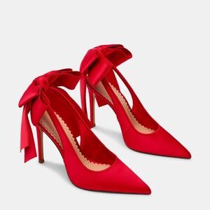 Steve Madden Red Teacup heels